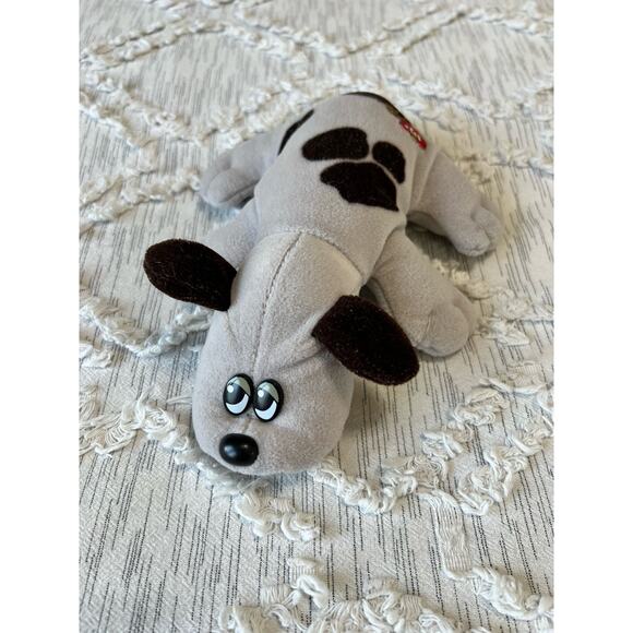 Vintage Pound Puppy Pup and Dog House Tonka 1986 Toy Read - Picture 10 of 16